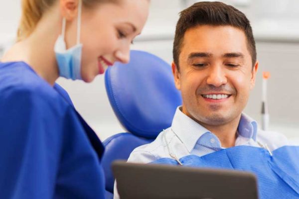 30 Closed Loop Marketing Pharma Associates Looking at Tablet